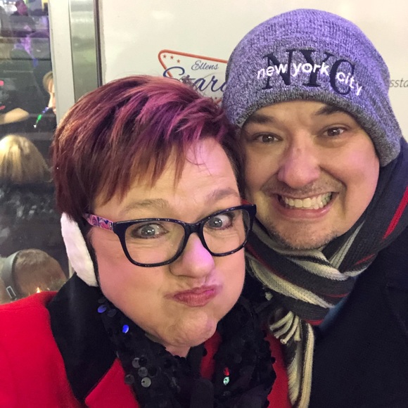 Meet your Posher, Renee' - Picture 2 of 3